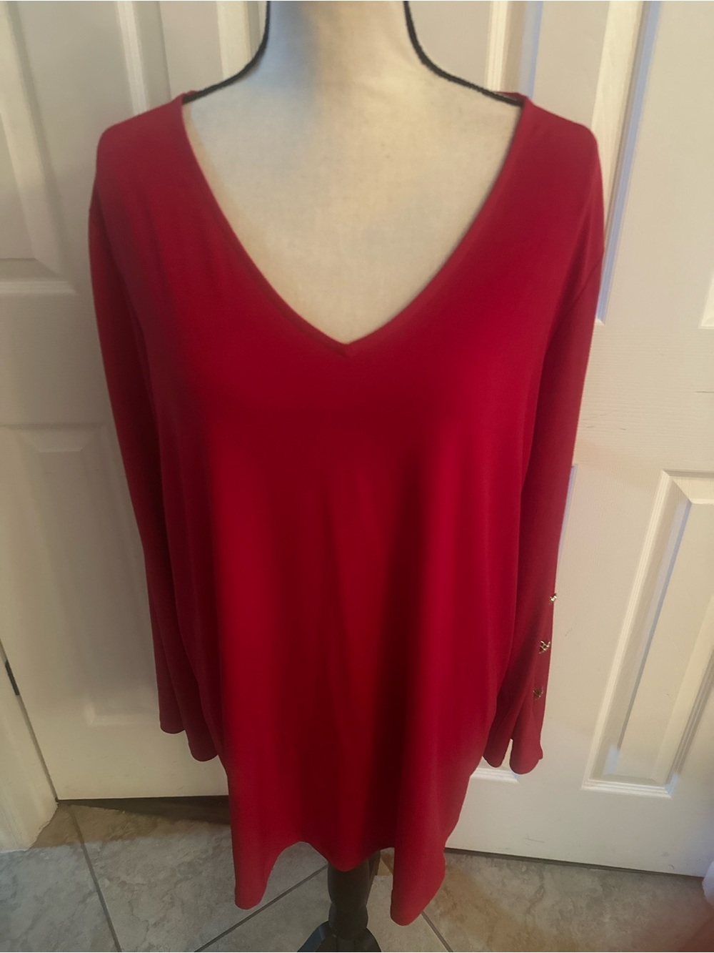 Women’s V-Neck Red Long-Sleeve Knit Top with Decorative Sleeves
